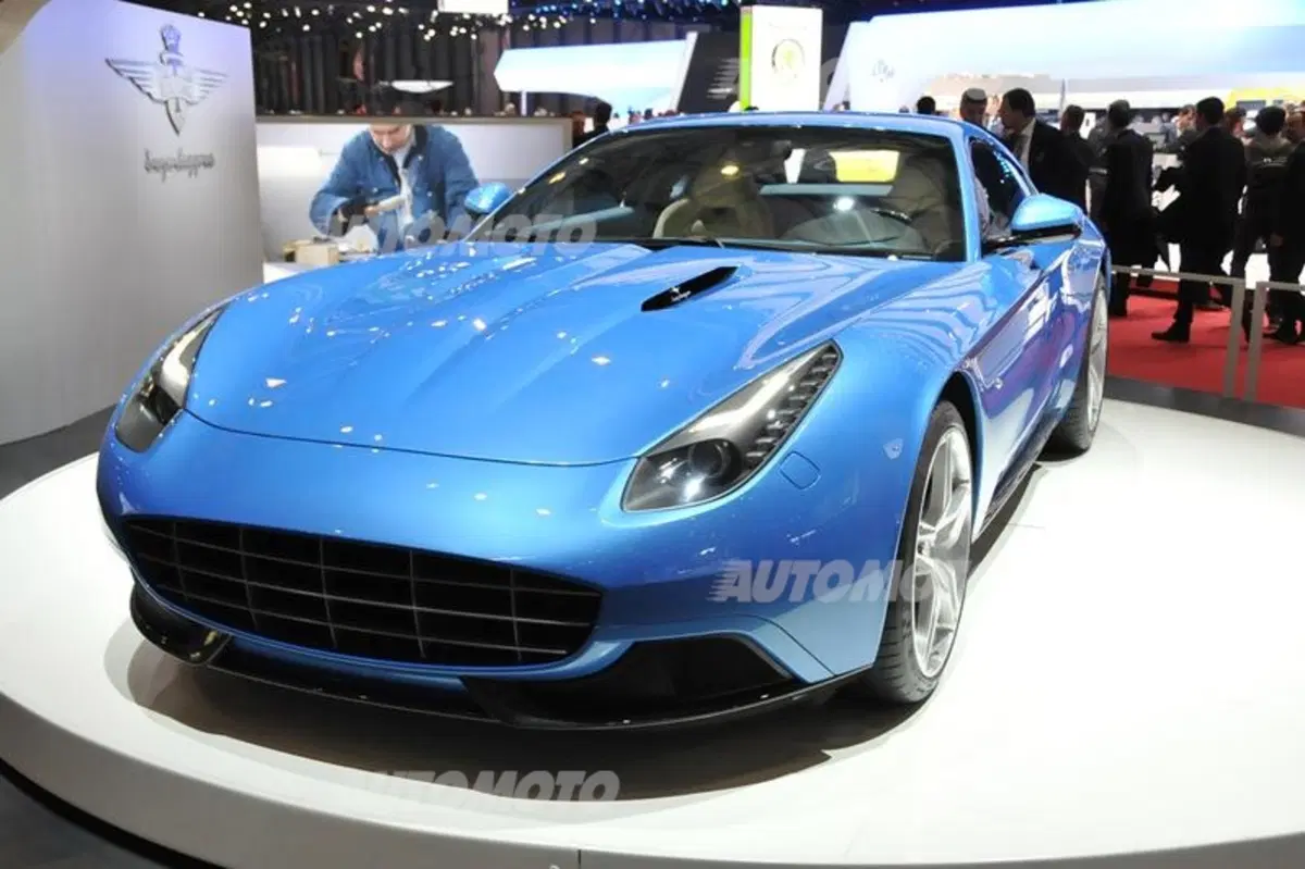 Touring Superleggera Berlinetta Lusso: one-off da sogno su base Ferrari F12 (4)