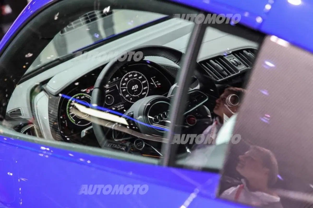 Nuova Audi R8 e-tron: la supercar elettrica ora diventa realtà (8)