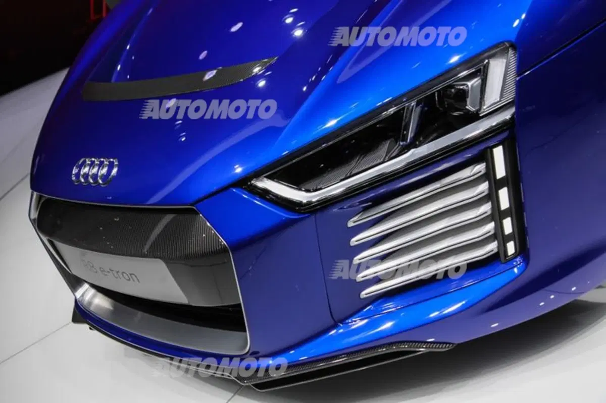 Nuova Audi R8 e-tron: la supercar elettrica ora diventa realtà (9)