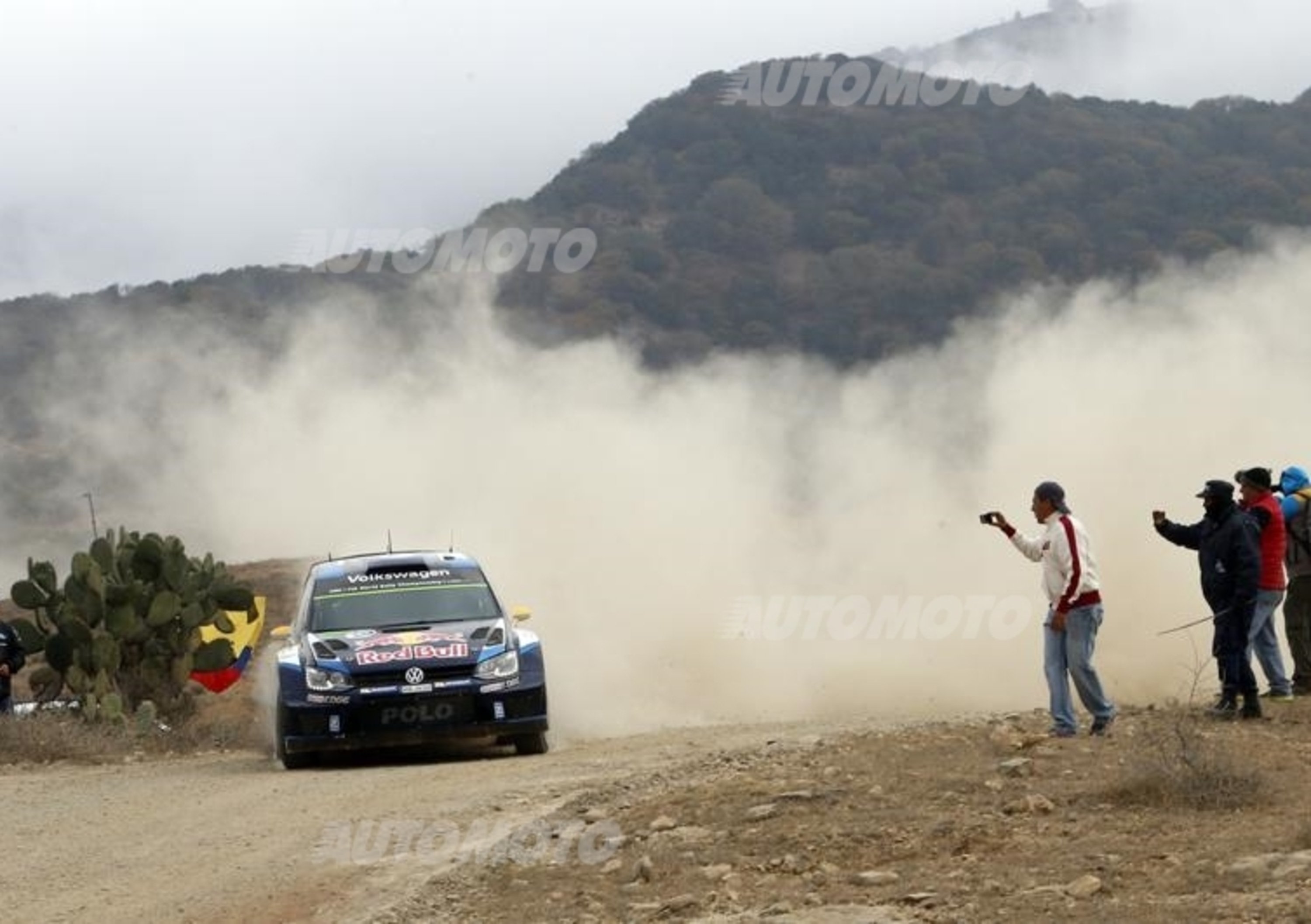 WRC 2015, Messico, Day/2: Ogier domina. Bene anche la Citroen di Ostberg