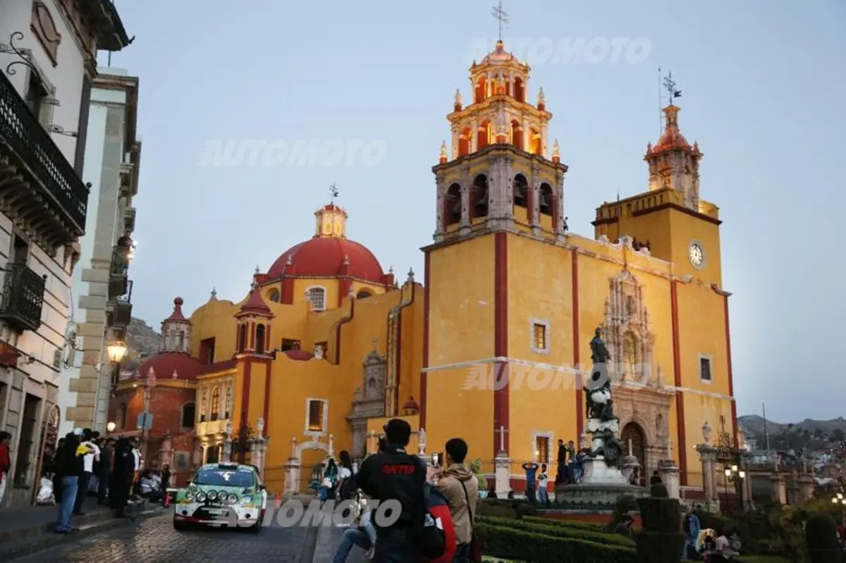WRC 2015, Messico, Day/2: Ogier domina. Bene anche la Citroen di Ostberg (14)
