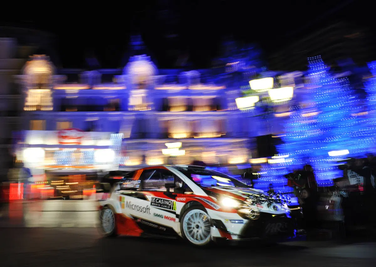 WRC17. Guarda Guarda, Neuville e la sua Hyundai! (12)