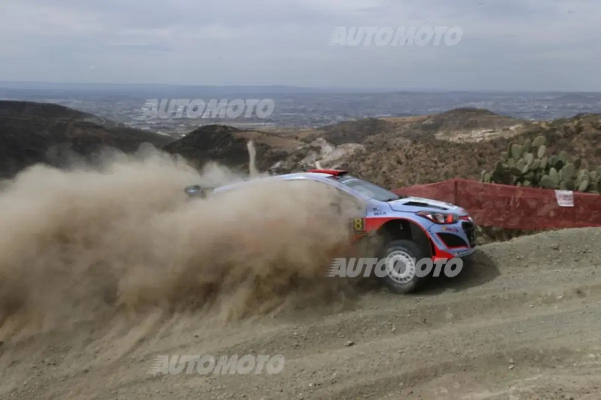 WRC 2015, Messico: Ogier e la sua Volkswagen Polo vincono "facile" (11)