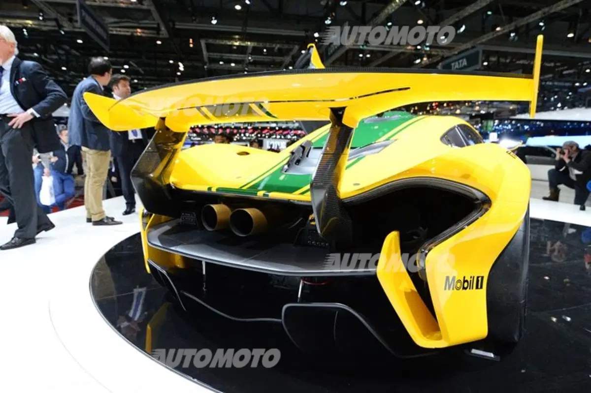 Salone di Ginevra 2015: tutte le supercar [Video] (6)