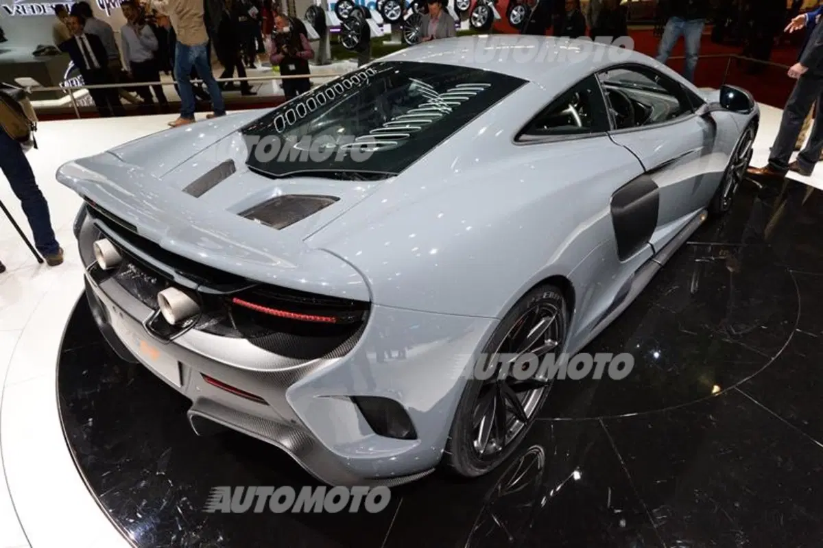 Salone di Ginevra 2015: tutte le supercar [Video] (8)