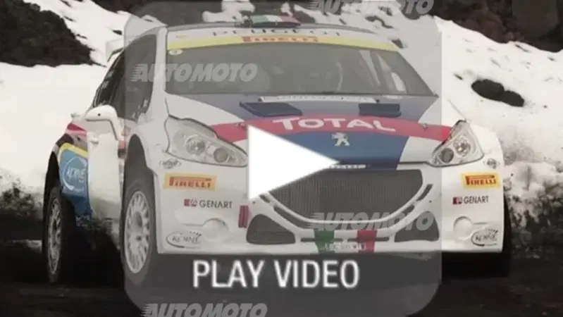 Peugeot 208 T16: Andreucci sfida il magma dell'Etna [Video]