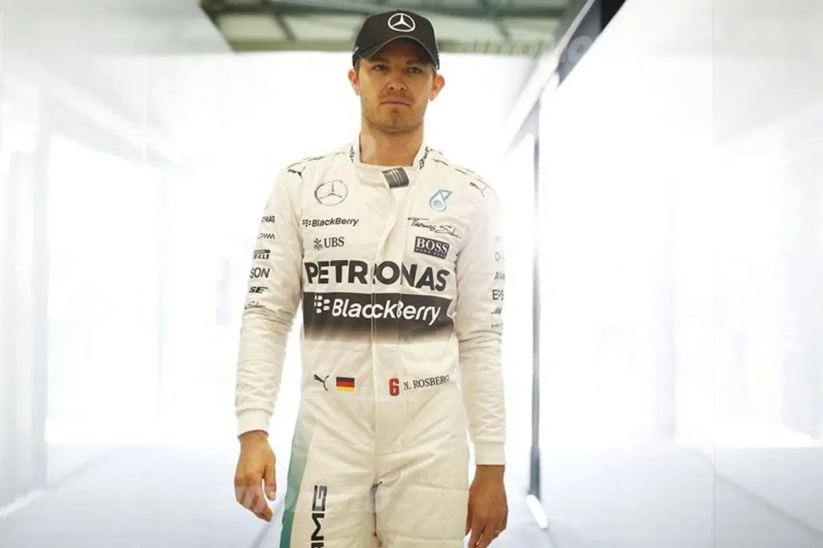 F1 2015, Australia, FP2: Rosberg domina il venerdì di Melbourne (18)