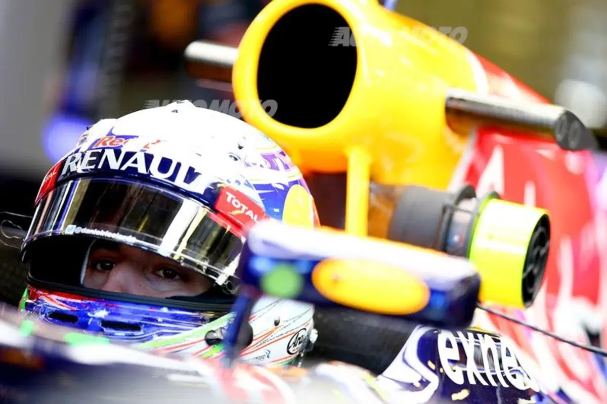 F1 2015, Australia, FP2: Rosberg domina il venerdì di Melbourne (26)