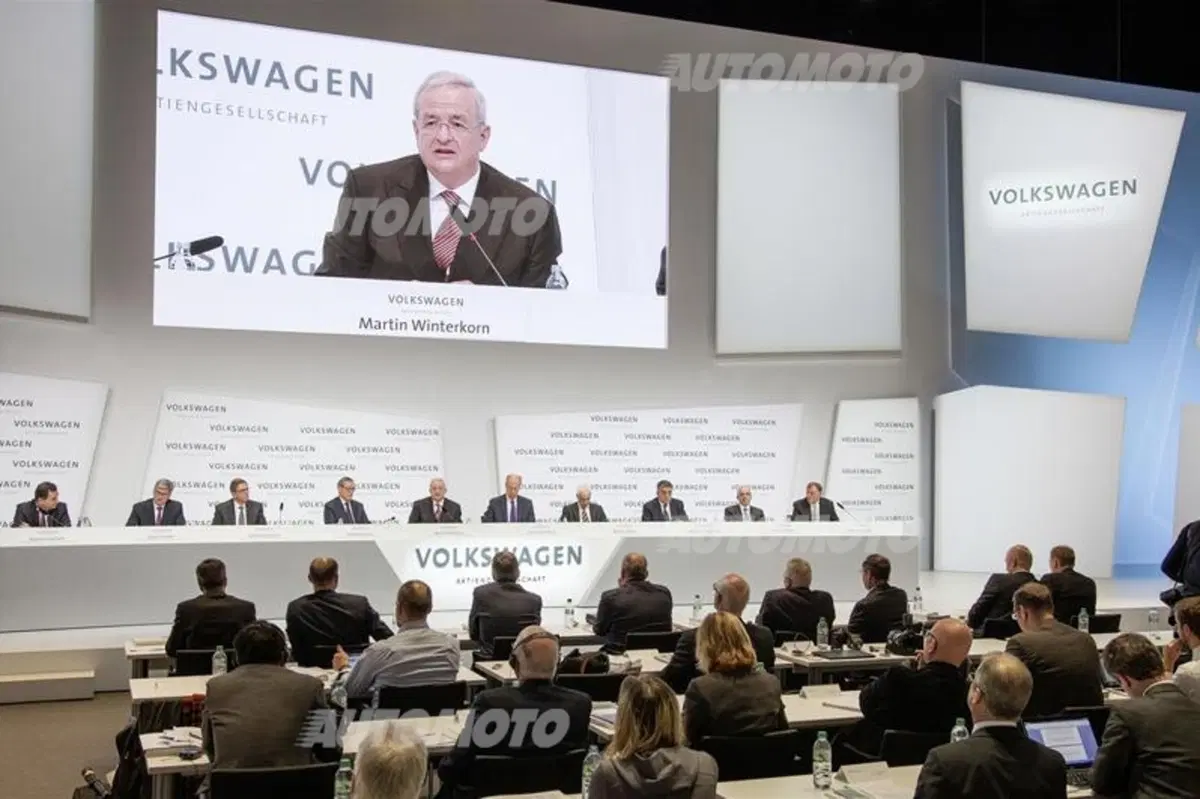 Volkswagen Group chiude un eccellente 2014 e accelera nel 2015