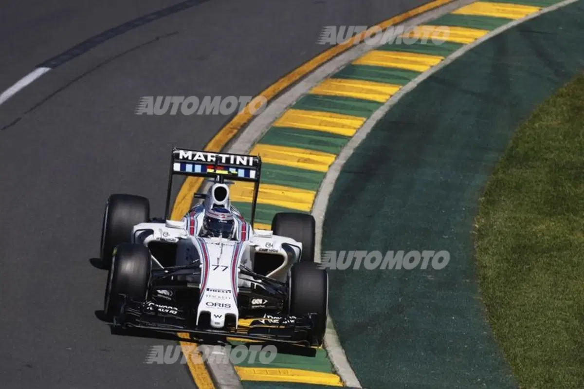 F1 2015, Australia, Qualifiche: Hamilton in pole. Quarta la Ferrari di Vettel (7)