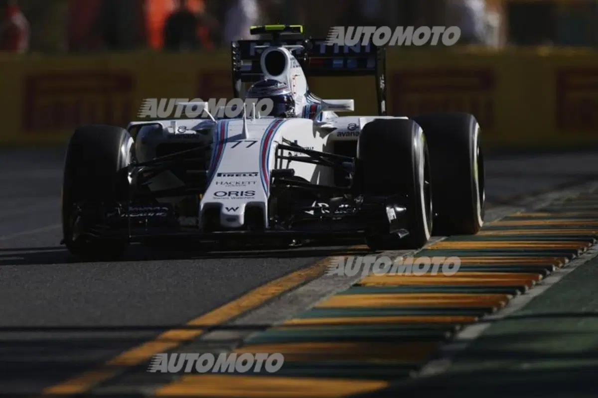 F1 2015, Australia, Qualifiche: Hamilton in pole. Quarta la Ferrari di Vettel (23)