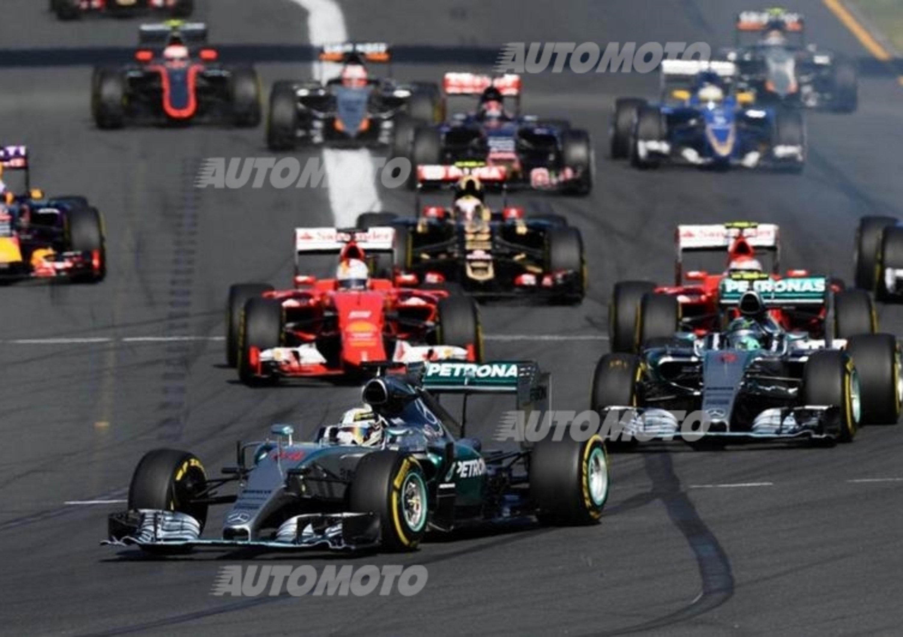 F1 2015, Australia: vince Lewis Hamilton davanti a Rosberg. Vettel sul podio!