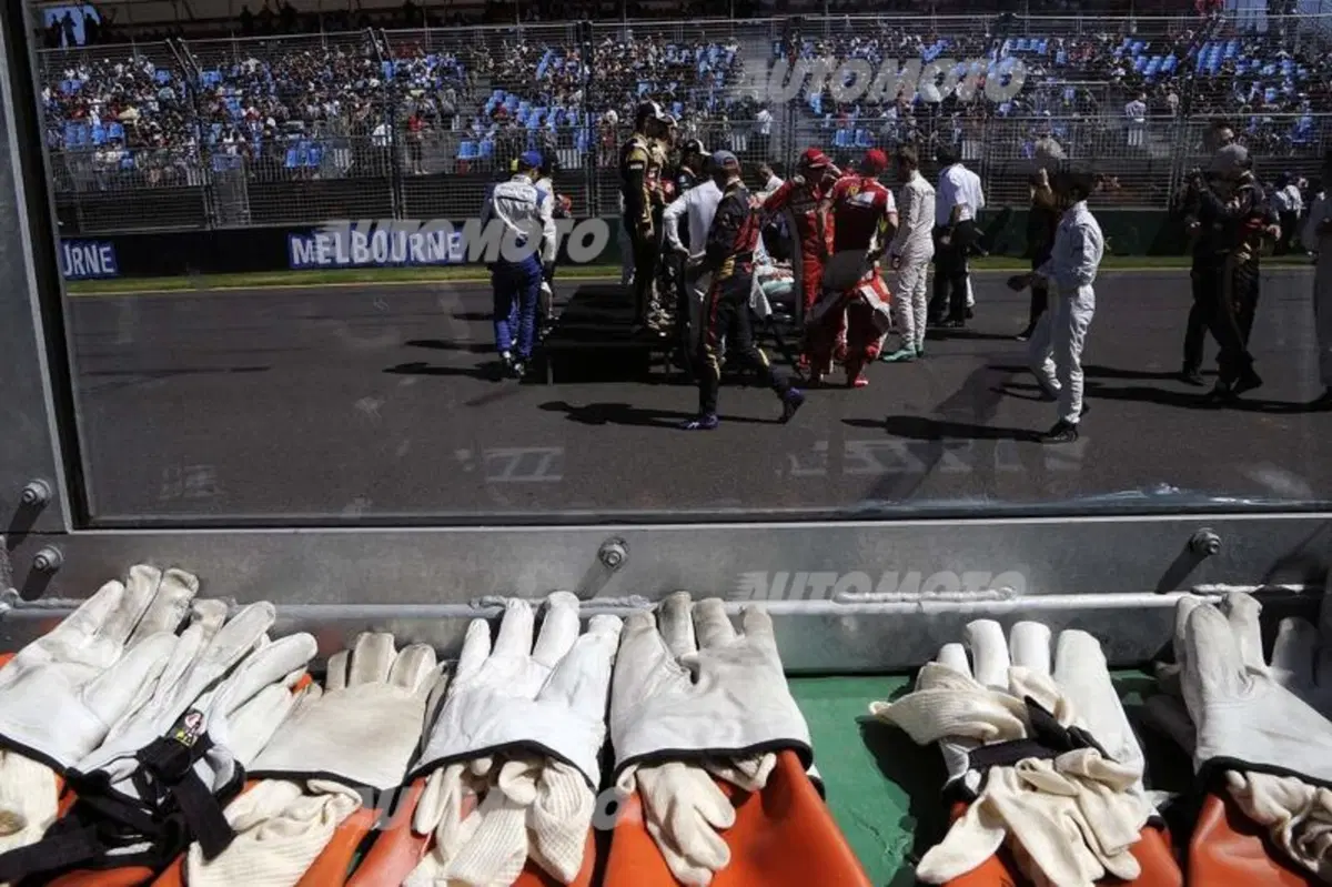 F1 2015, Australia: vince Lewis Hamilton davanti a Rosberg. Vettel sul podio! (25)