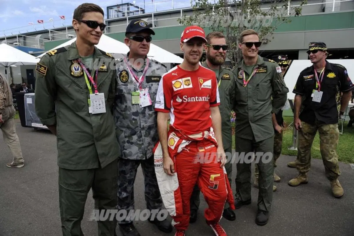 F1 2015, Australia: vince Lewis Hamilton davanti a Rosberg. Vettel sul podio! (51)