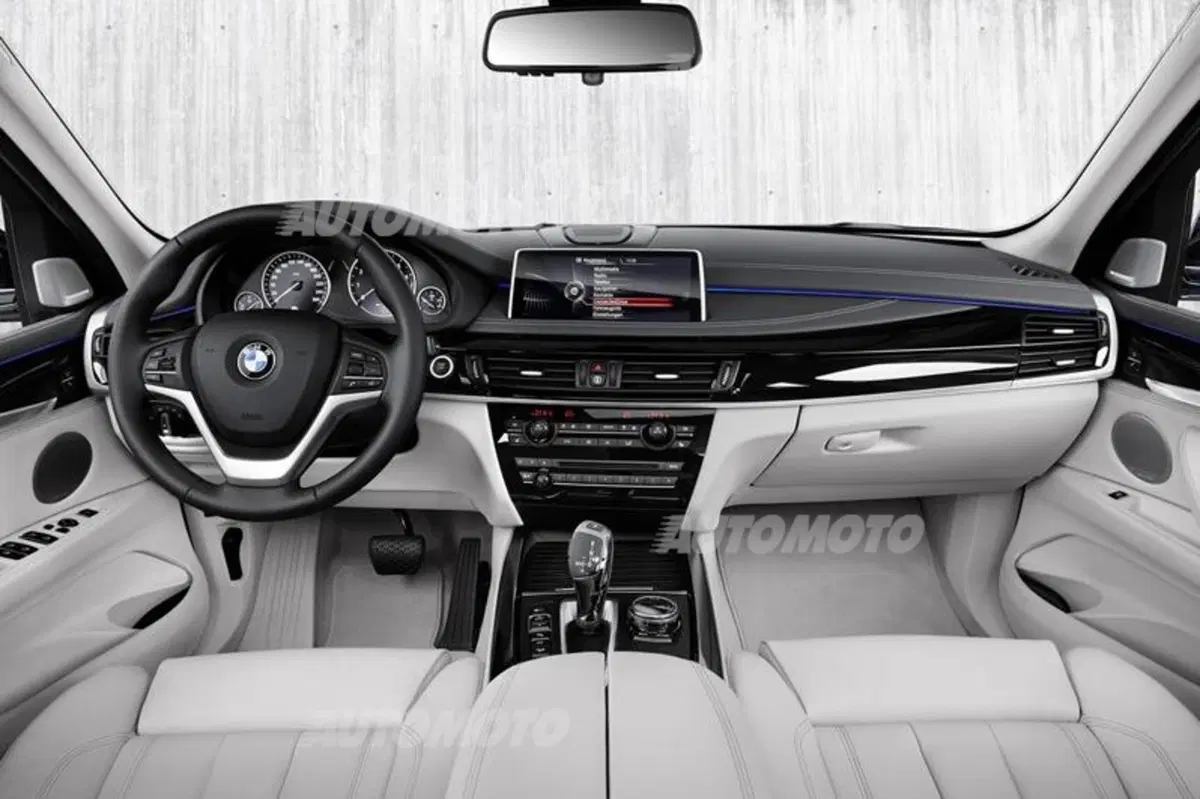 BMW X5 xDrive40e: ibrido plug-in da 313 CV (5)