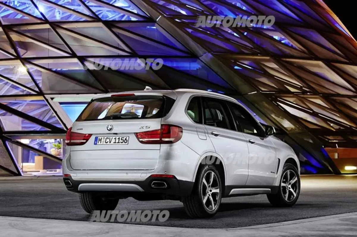 BMW X5 xDrive40e: ibrido plug-in da 313 CV (18)