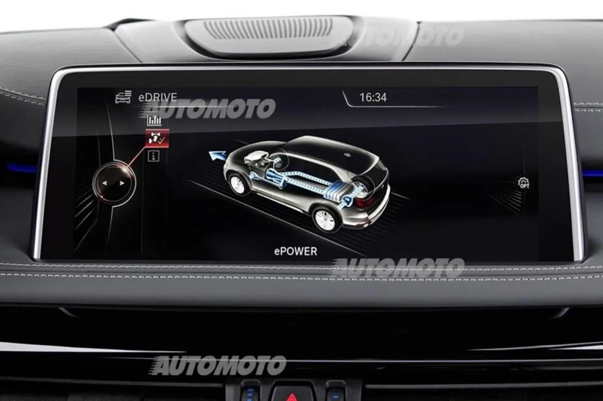 BMW X5 xDrive40e: ibrido plug-in da 313 CV (23)