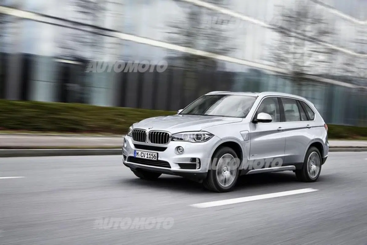 BMW X5 xDrive40e: ibrido plug-in da 313 CV (29)