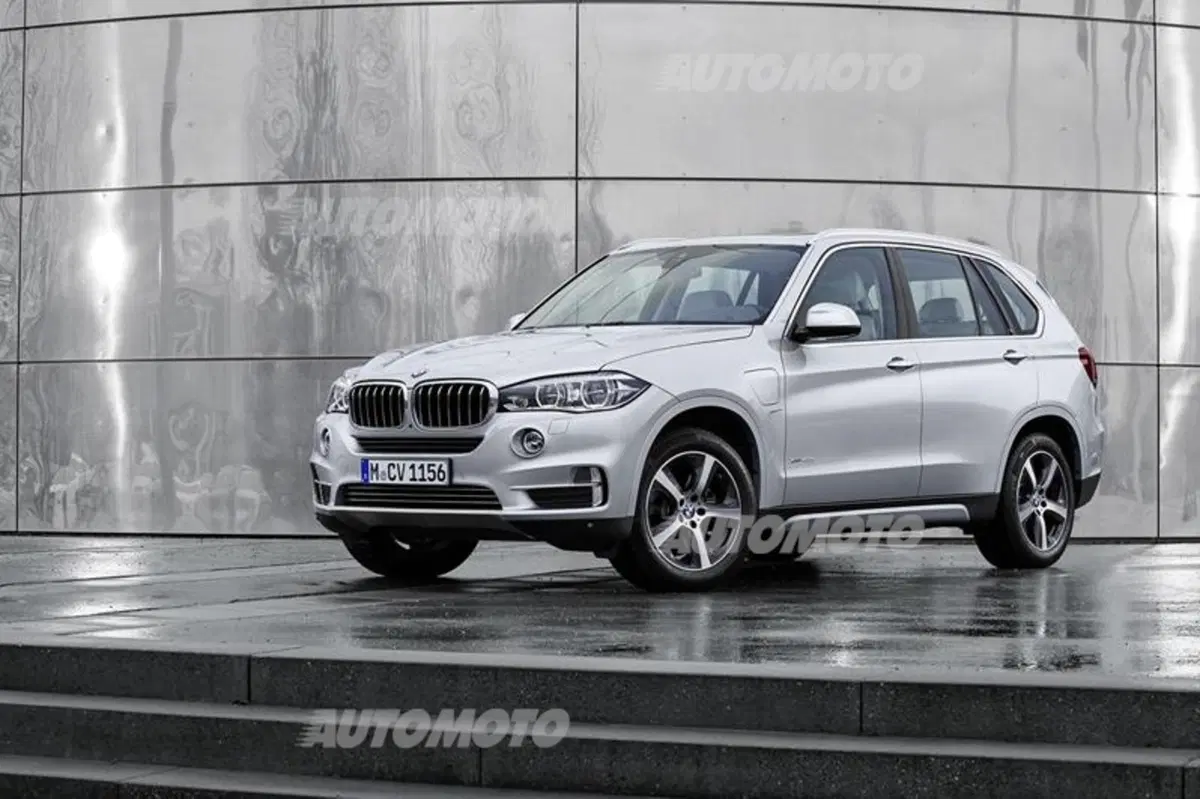 BMW X5 xDrive40e: ibrido plug-in da 313 CV (30)