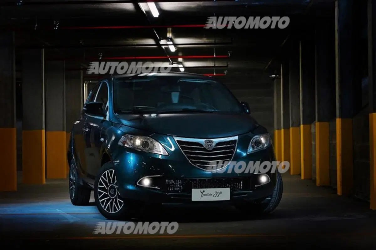 Lancia Ypsilon 30th Anniversary: celebra 30 anni di successi (22)