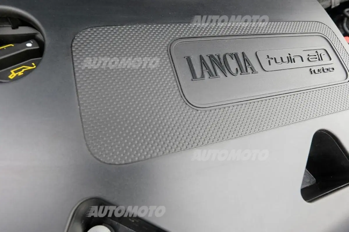 Lancia Ypsilon 30th Anniversary: celebra 30 anni di successi (31)