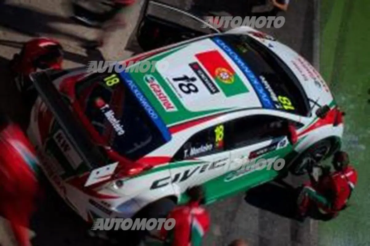 Vita da meccanico: un giorno nel team Castrol Honda WTCC (2)