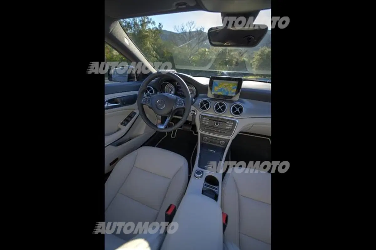 Mercedes CLA Shooting Brake (18)