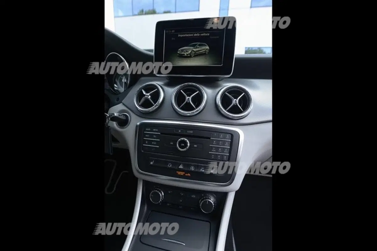 Mercedes CLA Shooting Brake (20)