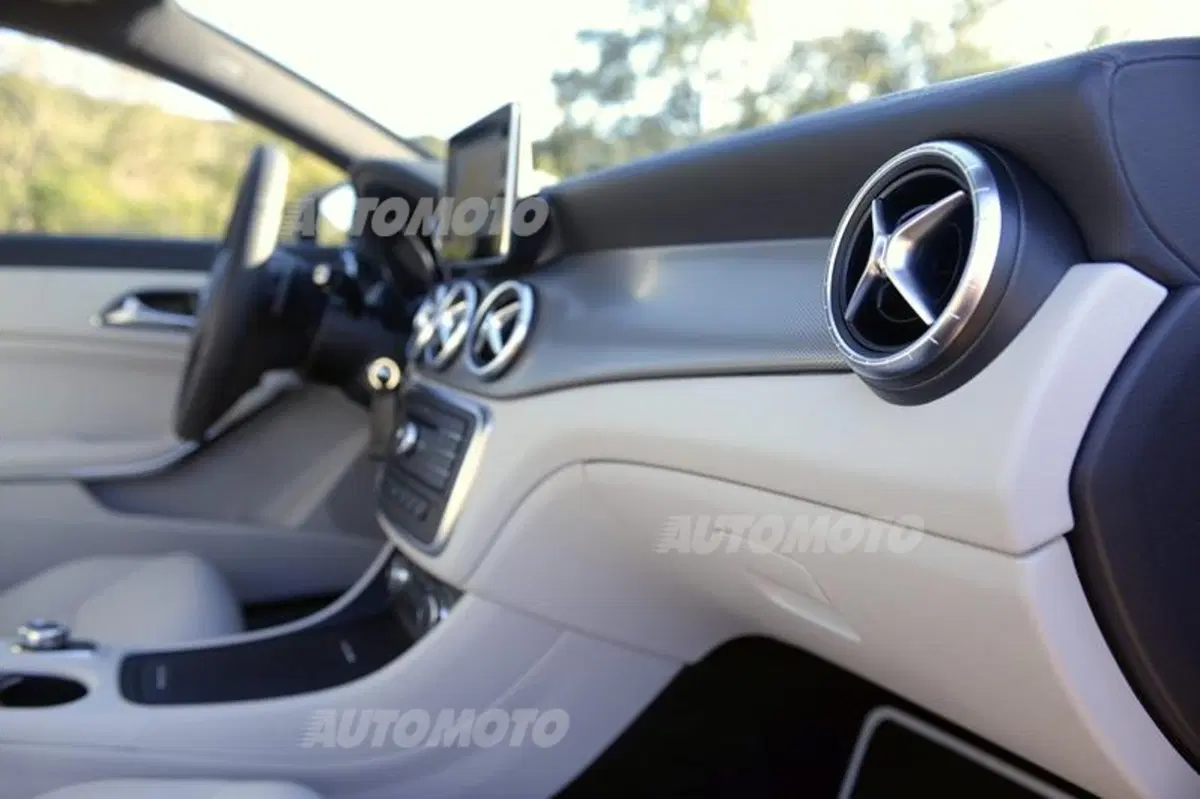 Mercedes CLA Shooting Brake (25)