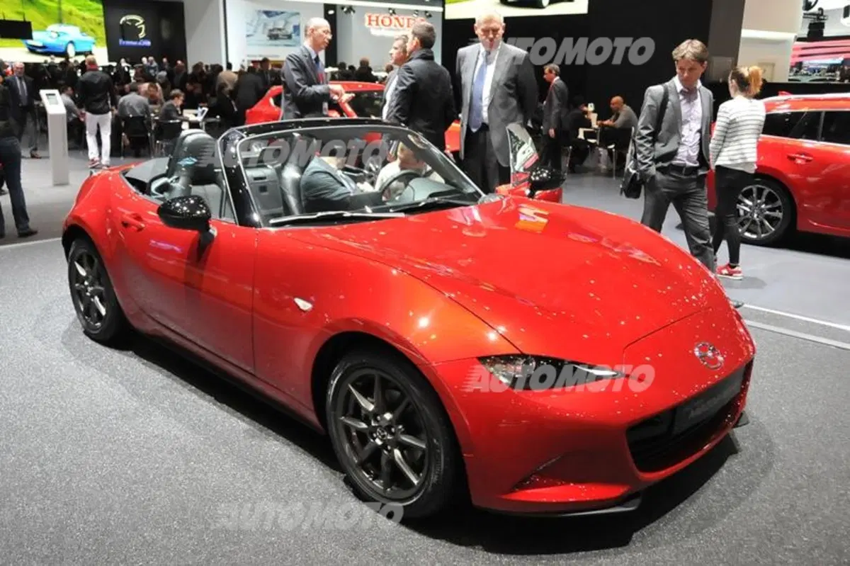Maeda: «Ci sarà una Mazda RX-9? Disegnare una sportiva è il mio sogno» (4)