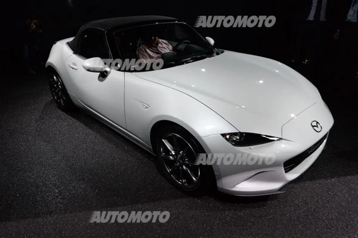Maeda: «Ci sarà una Mazda RX-9? Disegnare una sportiva è il mio sogno» (7)