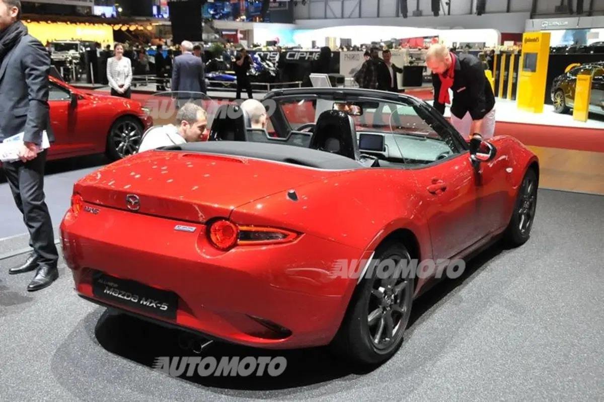Maeda: «Ci sarà una Mazda RX-9? Disegnare una sportiva è il mio sogno» (8)