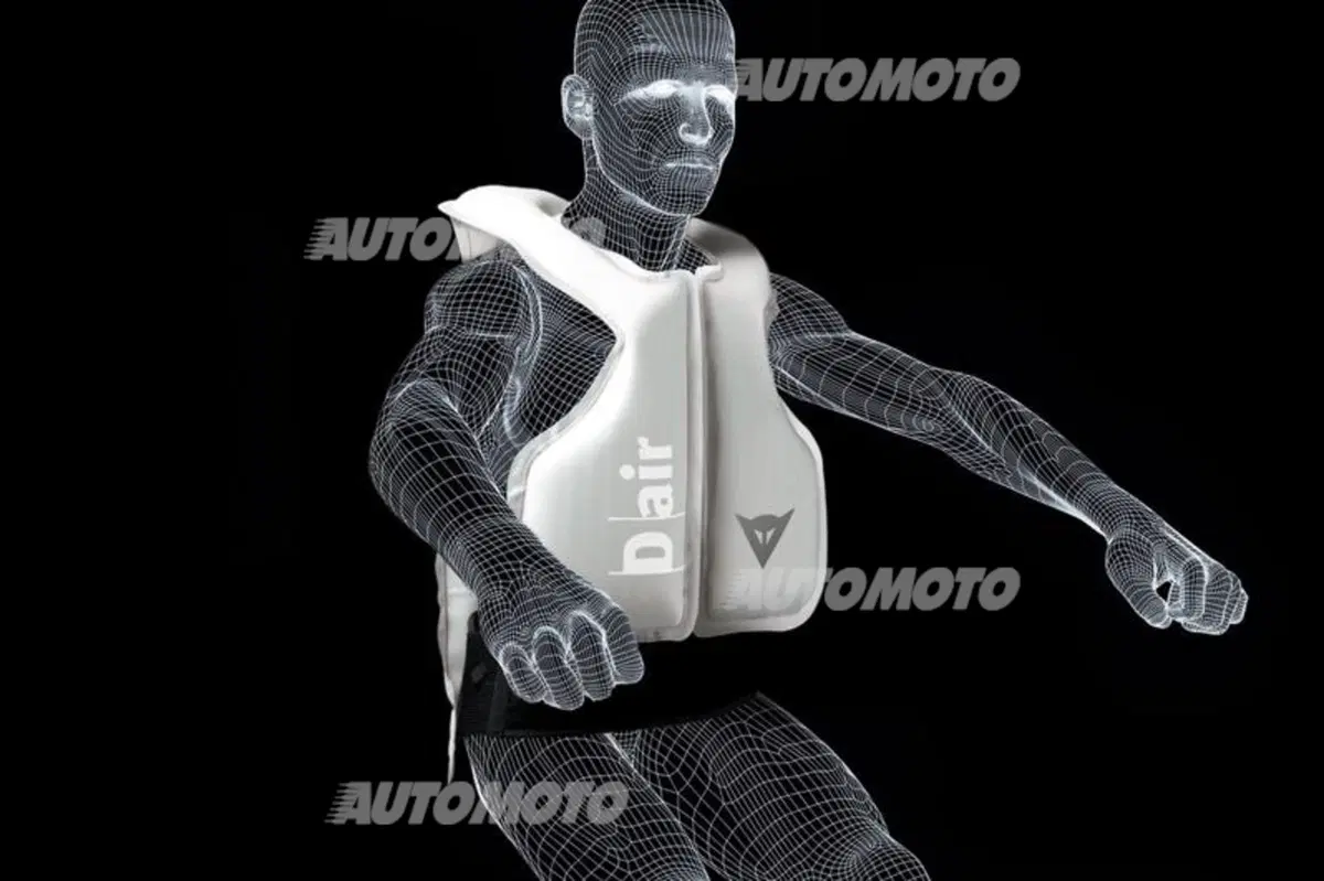Grasselli: «Peugeot Metropolis D-Air? Dainese porta l'airbag anche sugli scooter» (12)