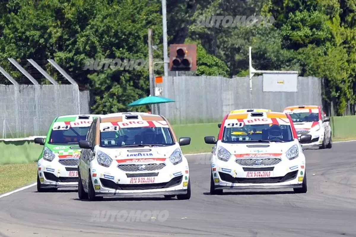 Green Hybrid Cup 2015: proseguono i test ufficiali delle Kia Venga a GPL (16)