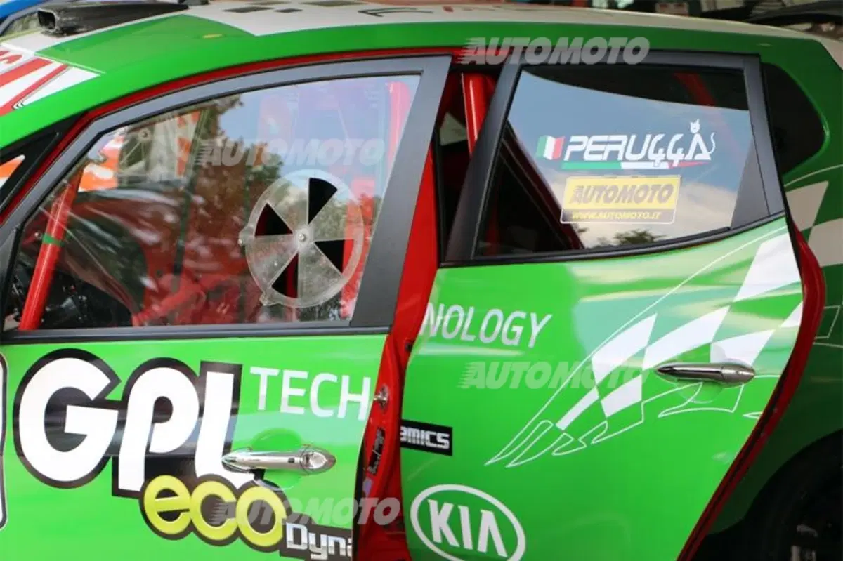 Green Hybrid Cup 2015: proseguono i test ufficiali delle Kia Venga a GPL (17)