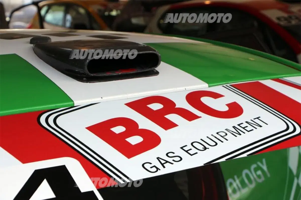 Green Hybrid Cup 2015: proseguono i test ufficiali delle Kia Venga a GPL (18)