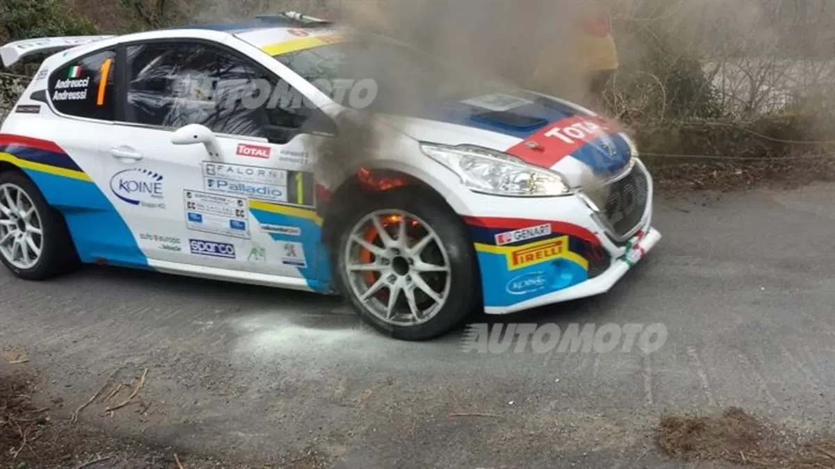 CIR 2015, Rally del Ciocco day/1: Basso in testa, Andreucci a testa bassa! (10)