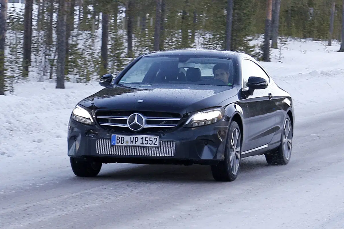 New images: Mercedes C-class Coupe Estate