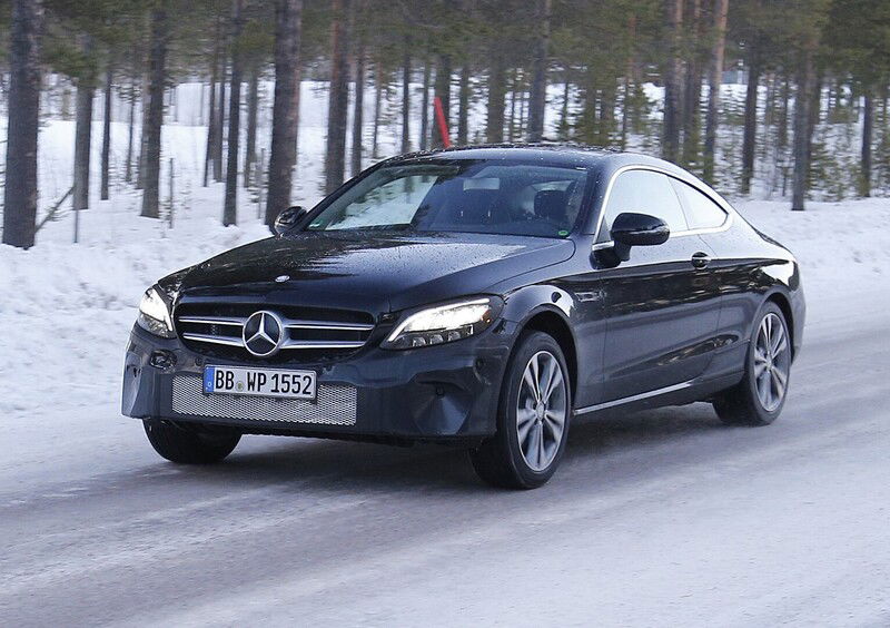 New images: Mercedes C-class Coupe Estate