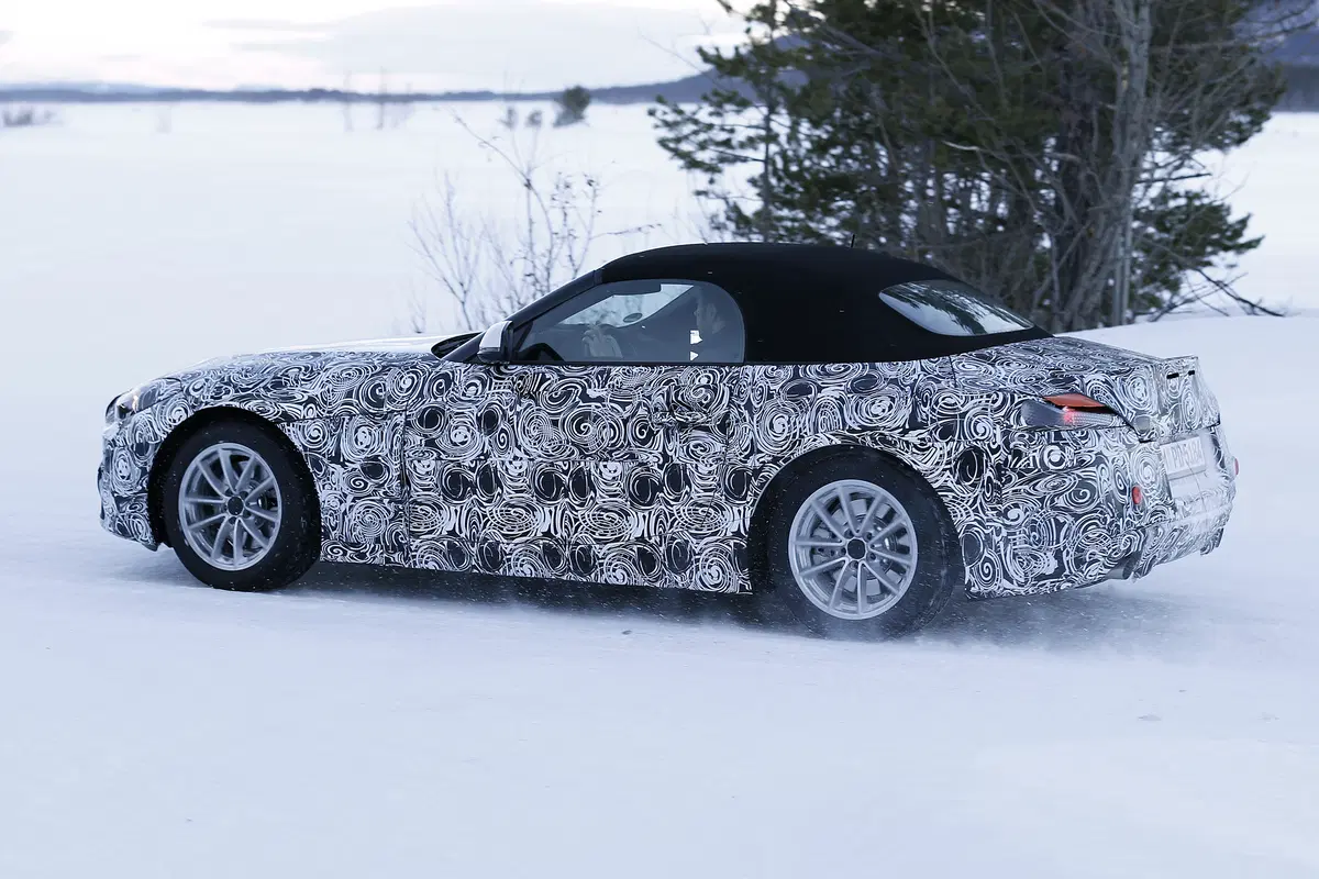 Nuova BMW Z5: nuove foto durante i test (7)