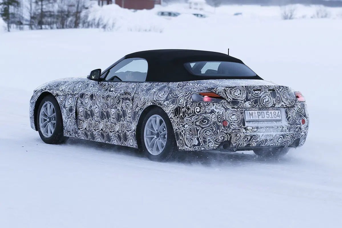 Nuova BMW Z5: nuove foto durante i test (9)