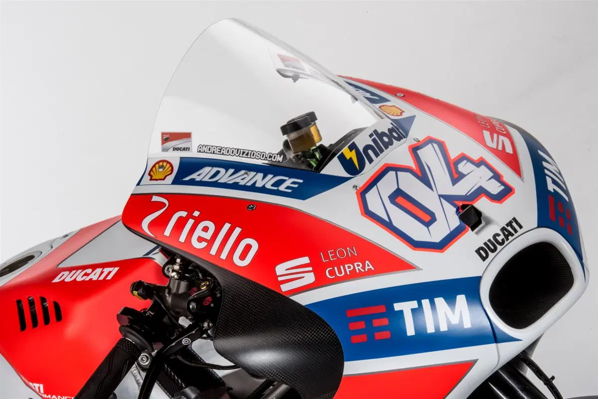 Seat Leon Cupra, auto ufficiale Ducati MotoGP 2017 (5)