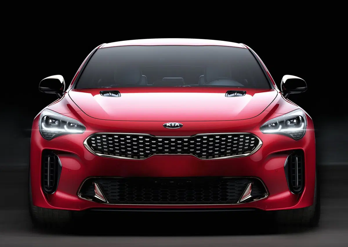 Stinger, arriva la Kia più potente di tutti i tempi. Prezzo? “Effetto wow” garantito (5)