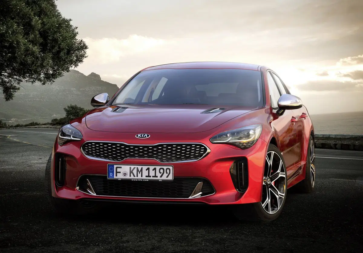 Stinger, arriva la Kia più potente di tutti i tempi. Prezzo? “Effetto wow” garantito