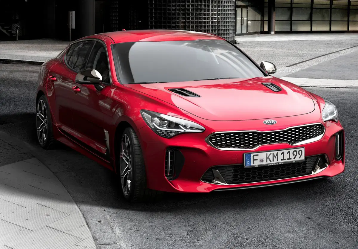 Stinger, arriva la Kia più potente di tutti i tempi. Prezzo? “Effetto wow” garantito (9)