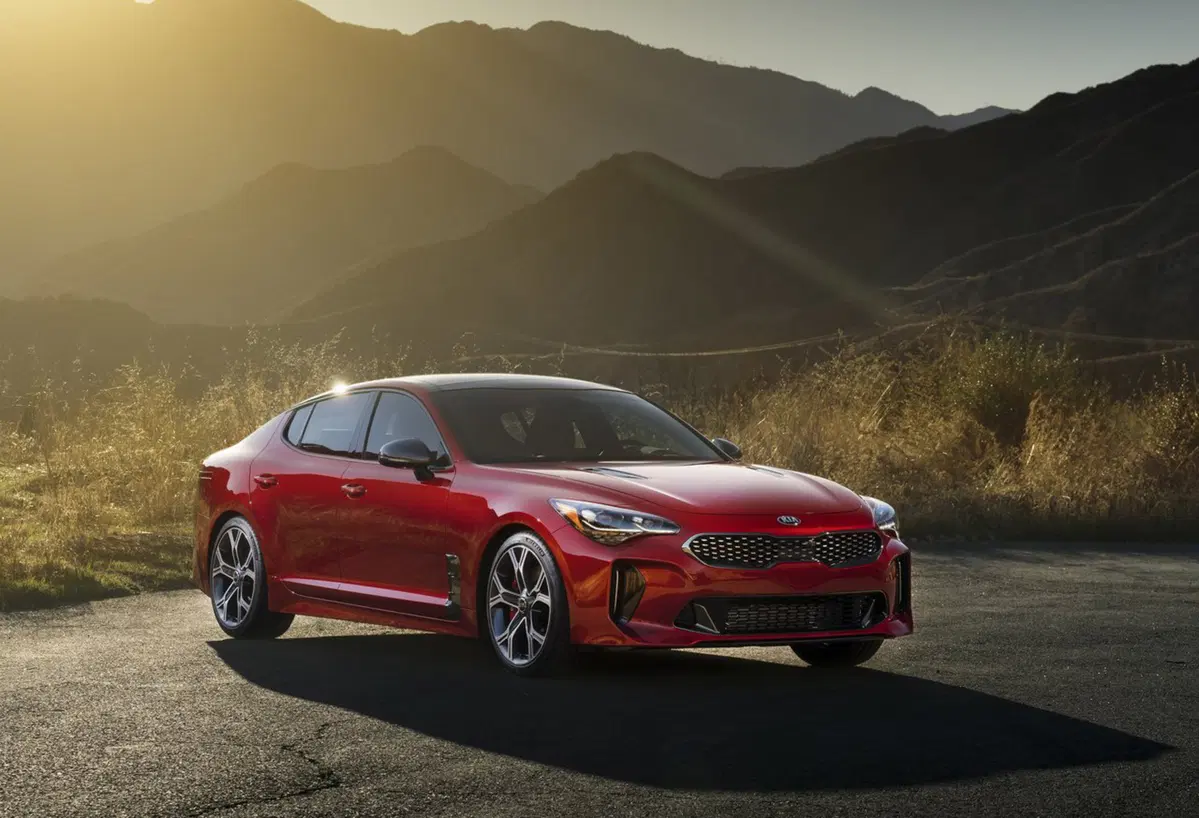 Stinger, arriva la Kia più potente di tutti i tempi. Prezzo? “Effetto wow” garantito (10)