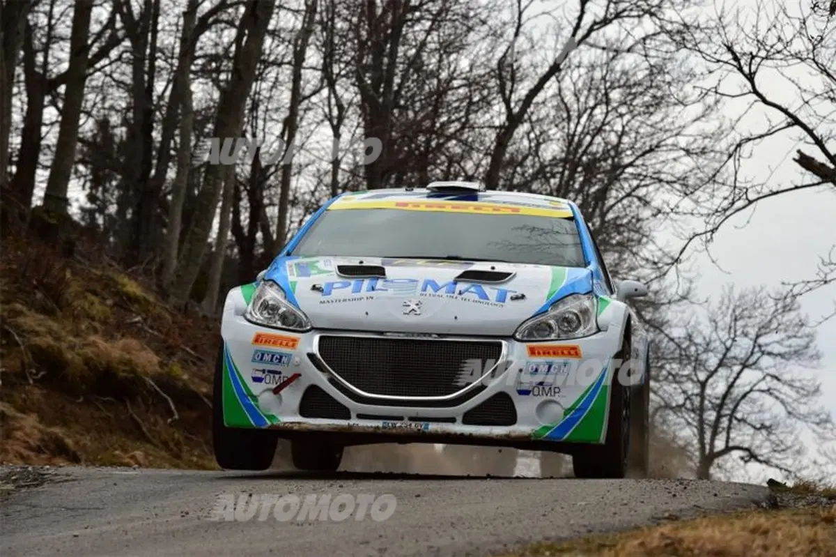 CIR 2015. Rally del Ciocco. Gran Finale, vince Perico (Peugeot 208 T16)