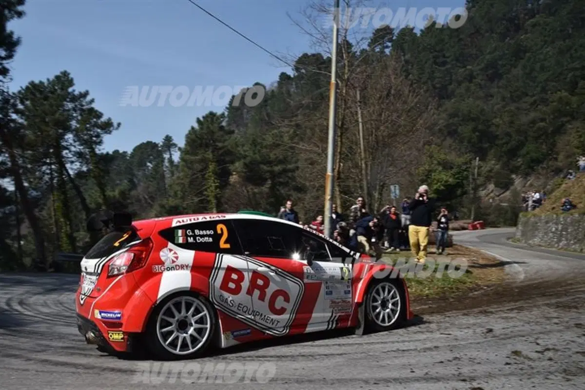 CIR 2015. Rally del Ciocco. Gran Finale, vince Perico (Peugeot 208 T16) (6)