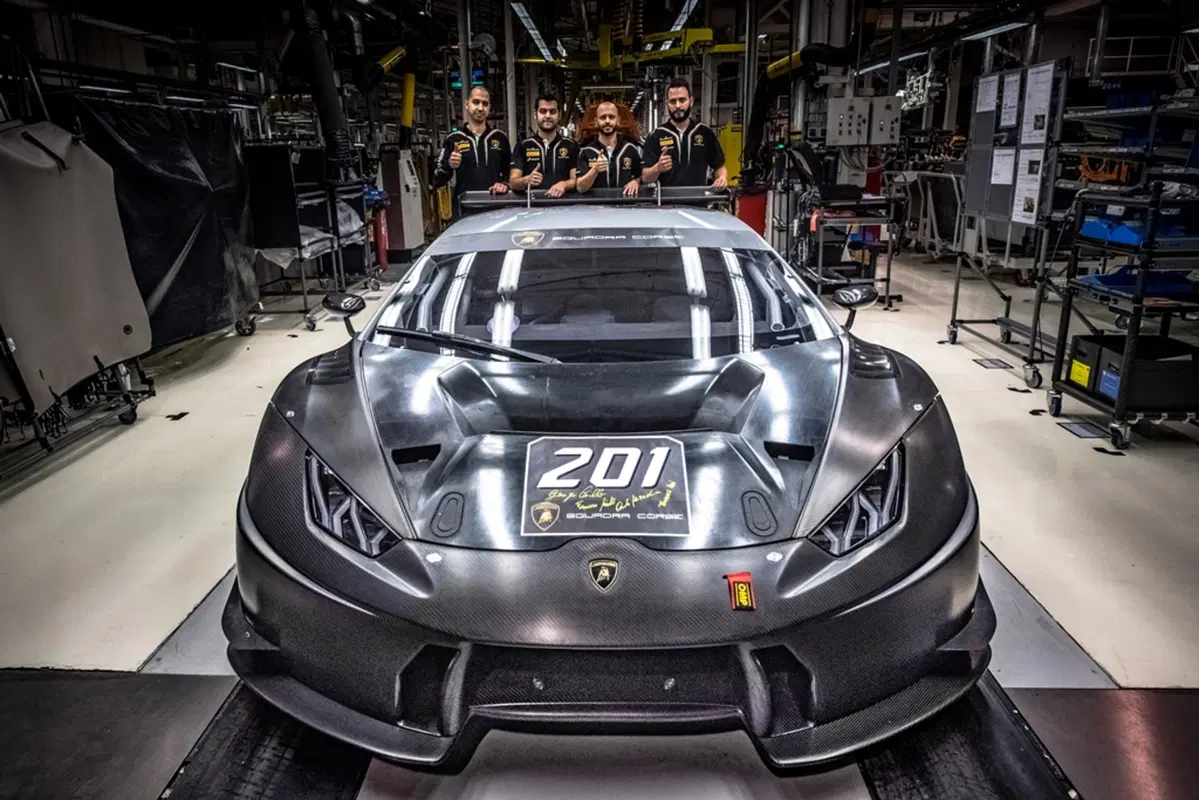 Lamborghini Huracan ST e GT3: record con oltre 200 vetture (3)