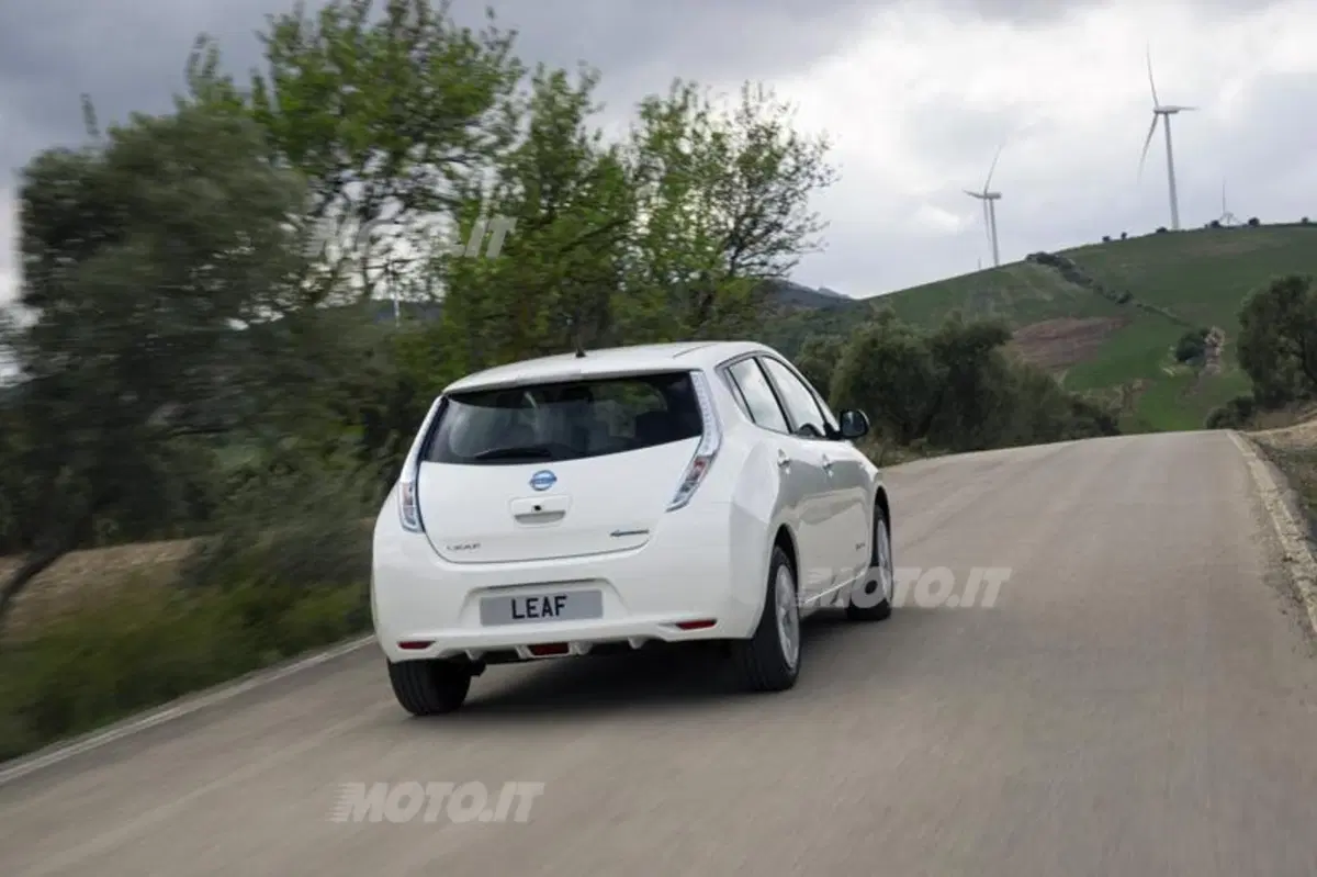 Nissan Leaf: affidabilità da record per le batterie (12)